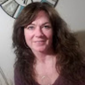 Meet your Posher, Lynda